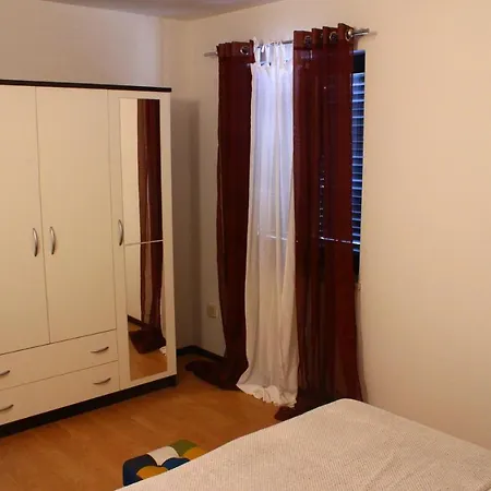 Arna Apartman