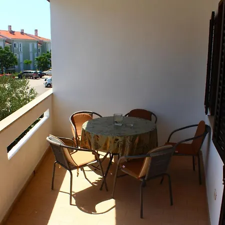 Arna Apartman