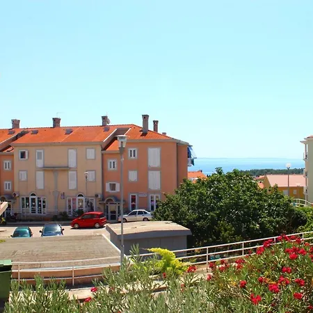 Appartamento Arna Krk Town