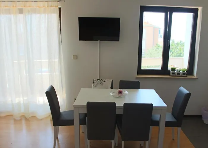 Appartement Arna Krk Town