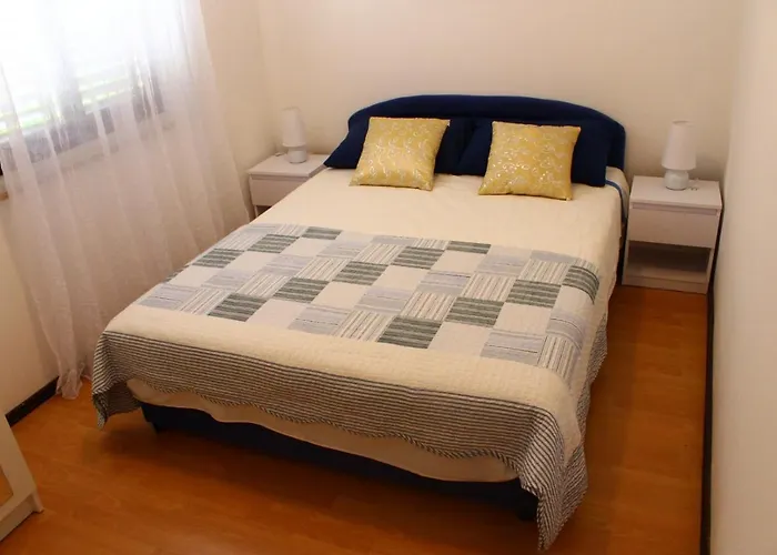 Appartement Arna Krk Town